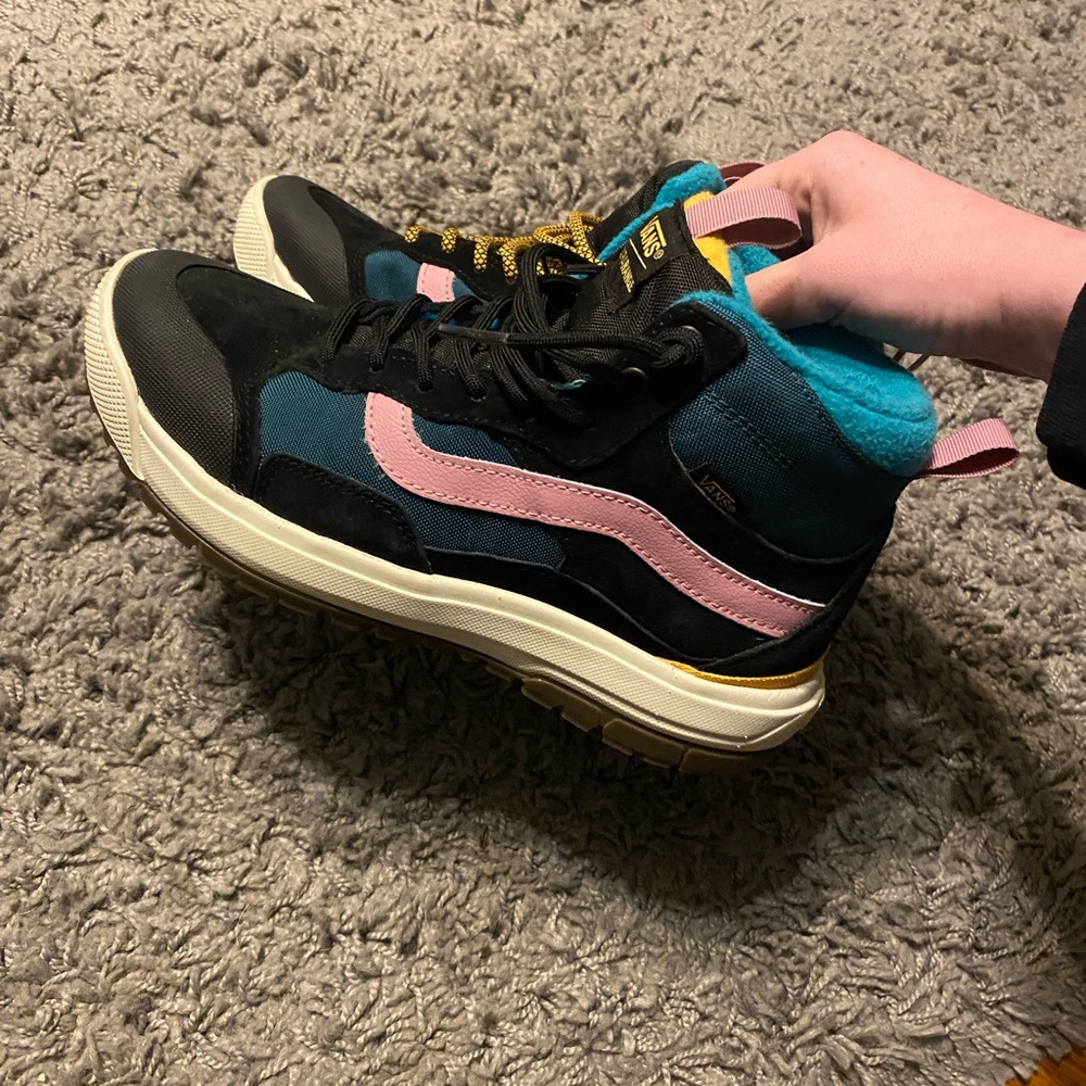 Vans mte blue and pink